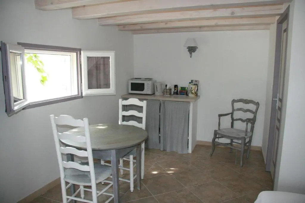 Mas de lEstello B&B "LEsterelle"