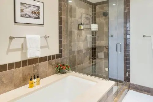 Edgemont 2707 - Luxury Ski-in Ski-out Condo