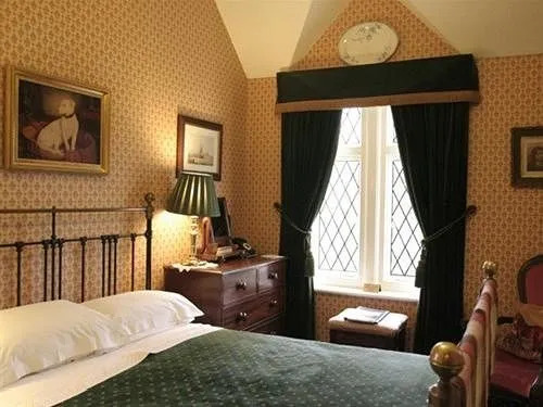 Rylstone Manor