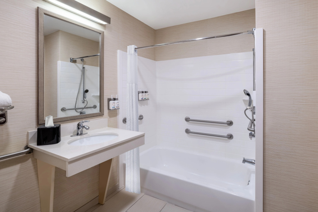 Garner Hotel Macon West by IHG