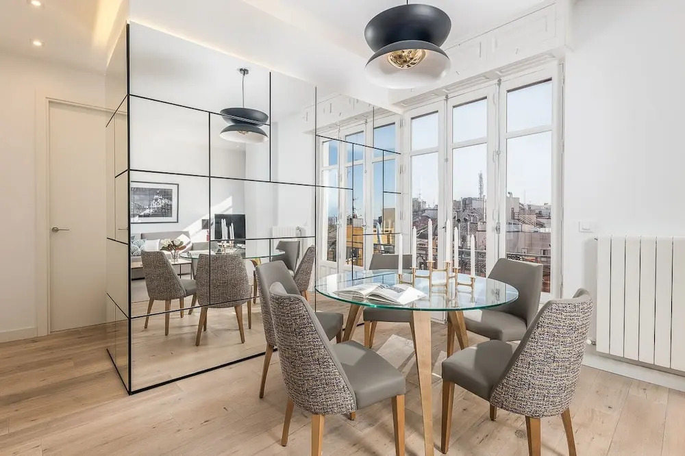 Home Club Gran Via Apartments