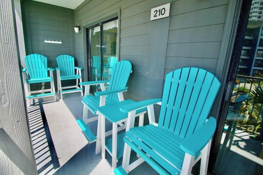 Myrtle Beach Resort A 210