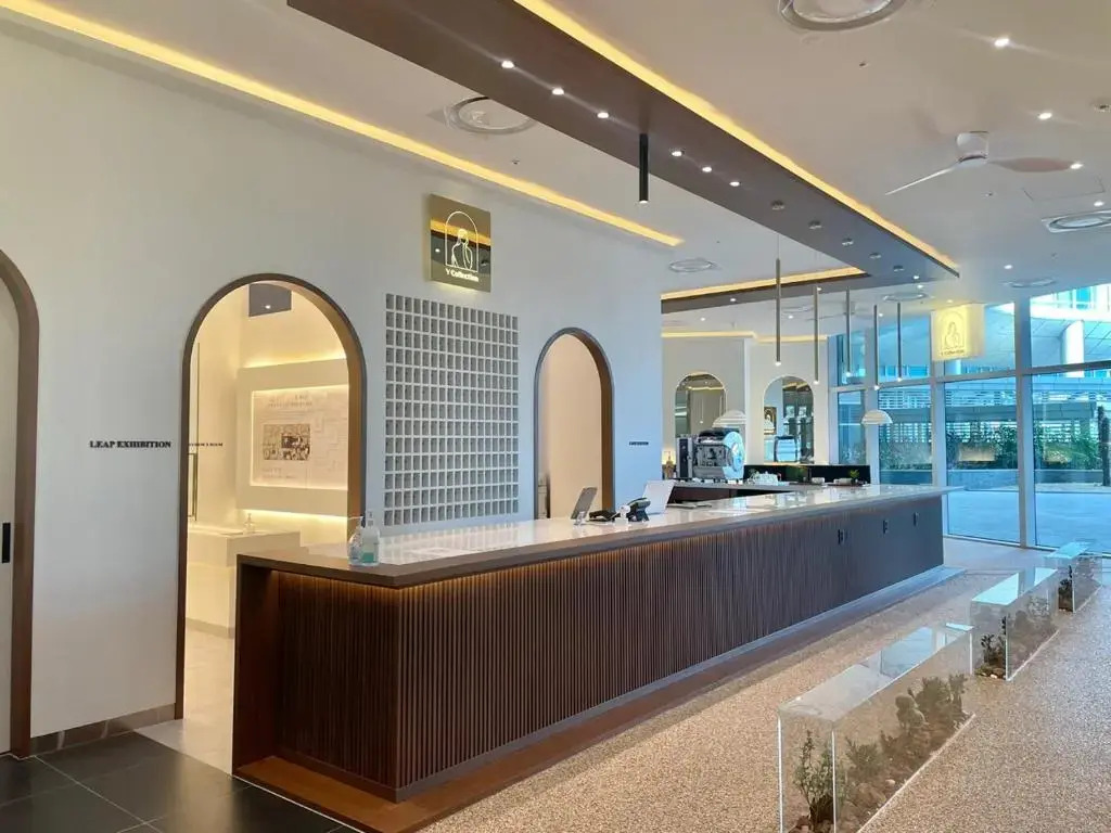 LCT Residence Y collection