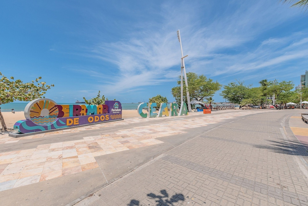 Iracema Residence #103 - Seafront by Carpediem
