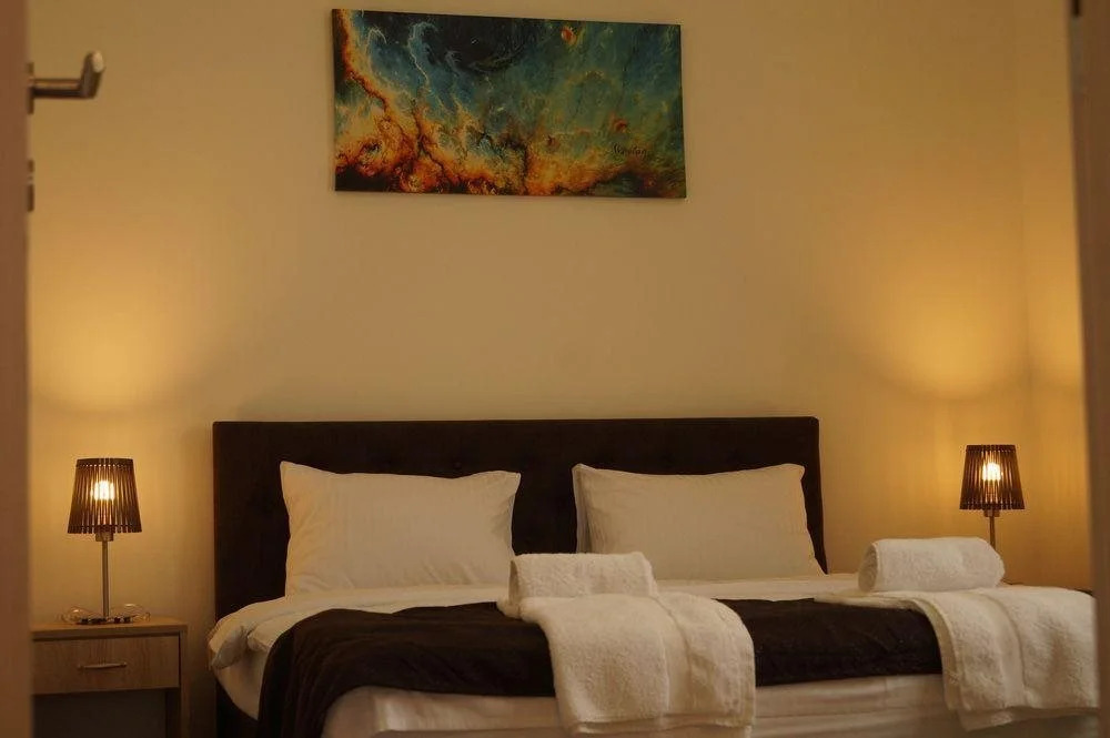 Hotel A-minis