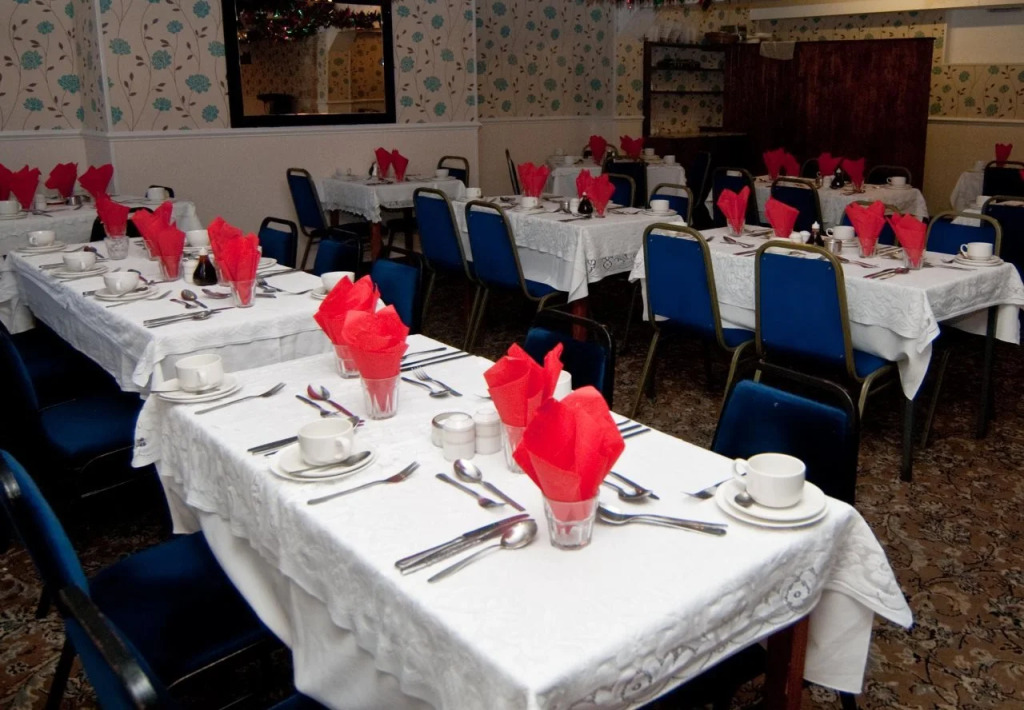 The Jubilee Hotel West- with NEWLY REFURBISHED SPA FACILITIES - GAMESPIT - AND SMOKEHOUSE