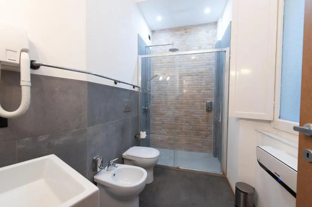2nd Floor - 5 Terre
