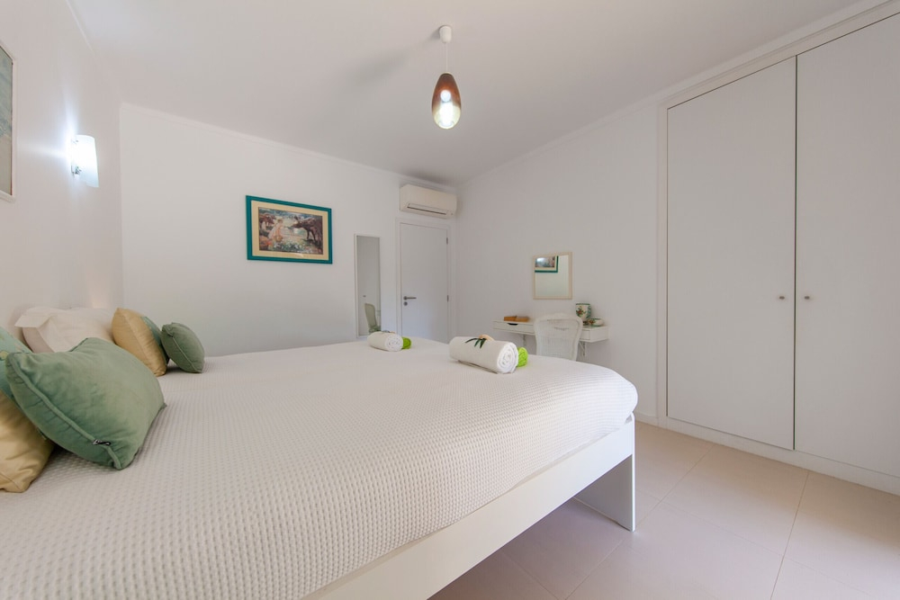 Villa Blue Bay - Moradia familiar com piscina nos Olhos dÁgua, Albufeira