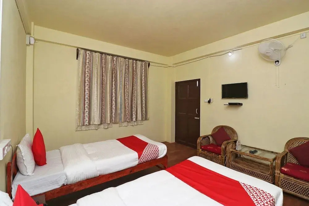 Hotel Sweet Home by OYO Rooms
