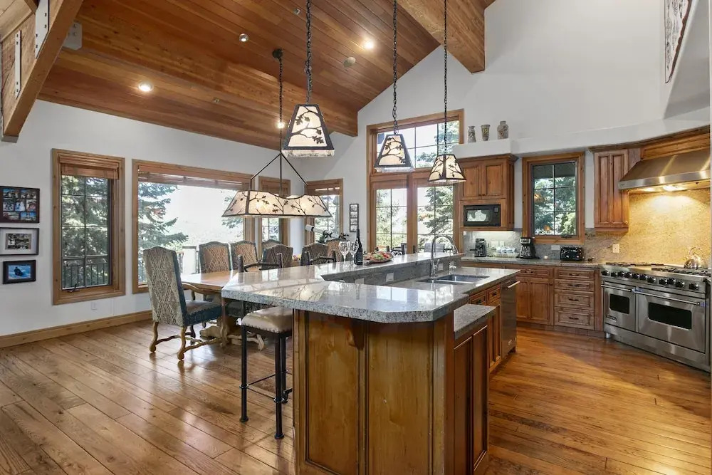 Bellemont Home at Deer Valley Resort - 6 Bedroom Home with Hot Tub #8 6 Home