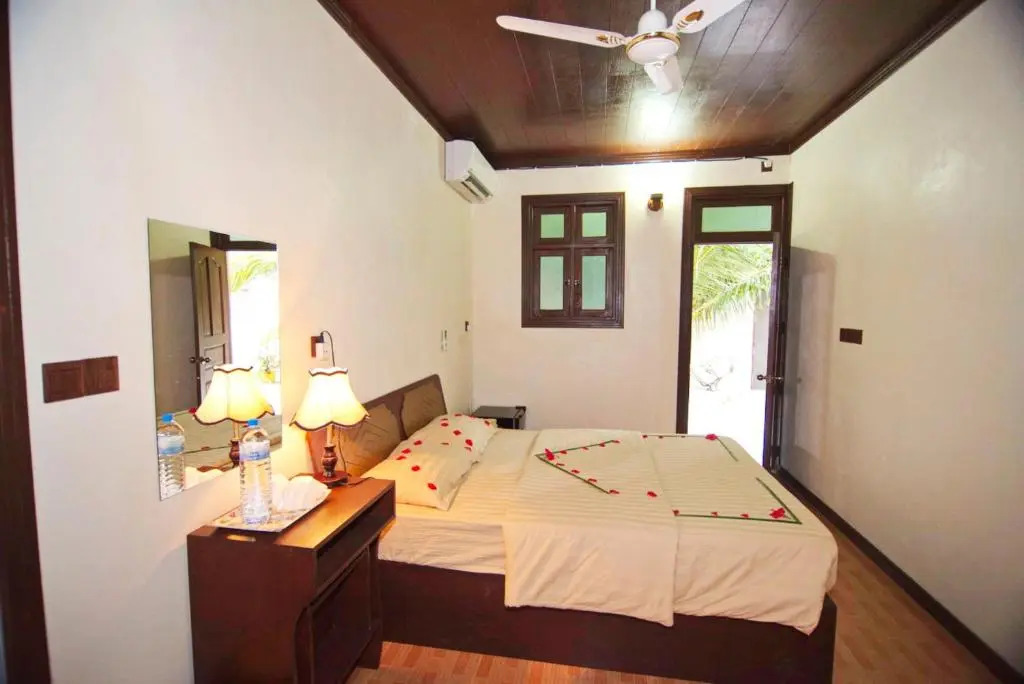 Отель Kuri Beach View Inn