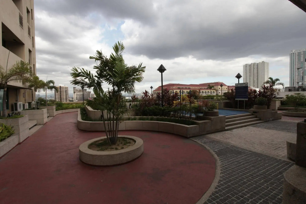 Manila Condo Home at Robinsons Place Residences