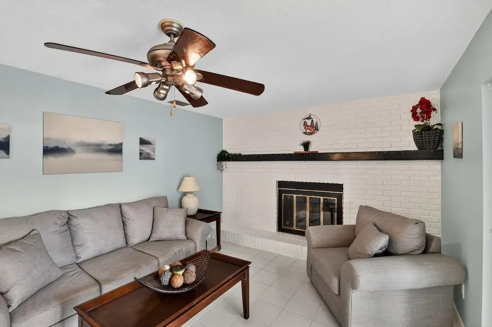 Chelsea Way Getaway Bright 4br Family Retreat 4 Bedroom Home