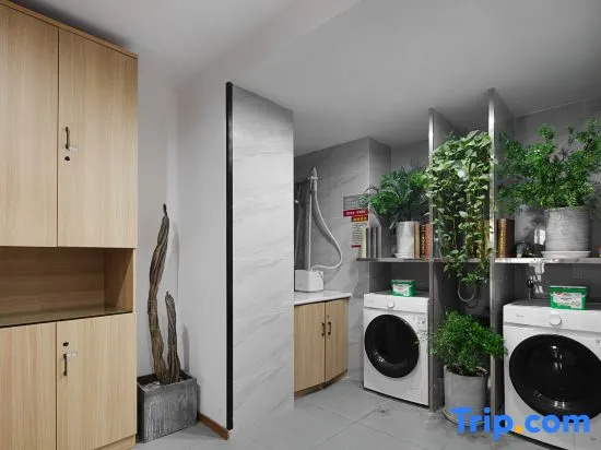 Yating Boutique Hotel (Chongqing Xinpaifang Fortune Center Branch)