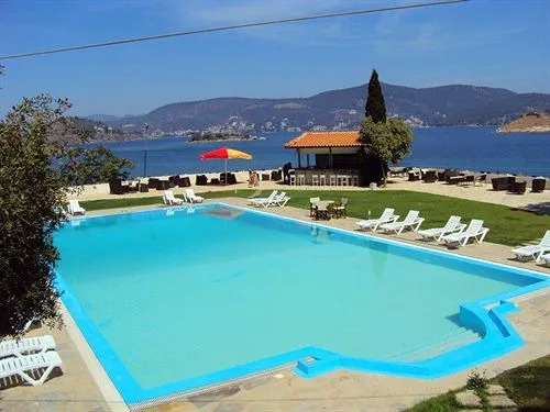 Aliki Beach Hotel