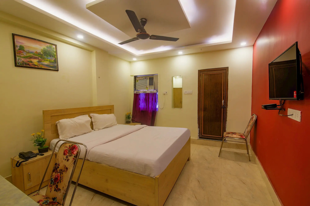 FabHotel Bodhi Vihar