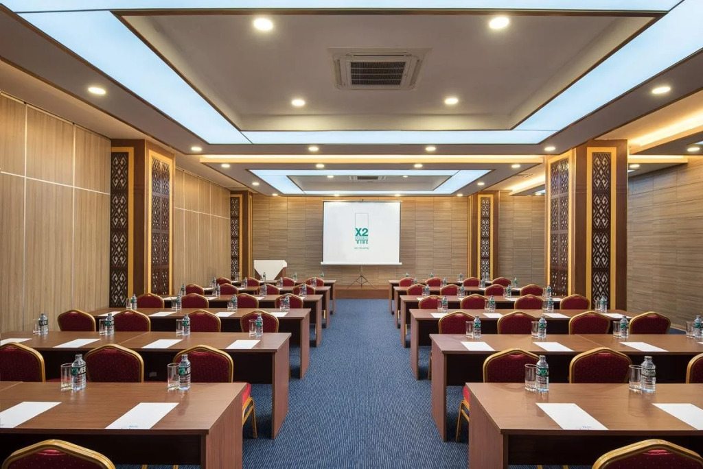 Khách Sạn X2 Việt Trì