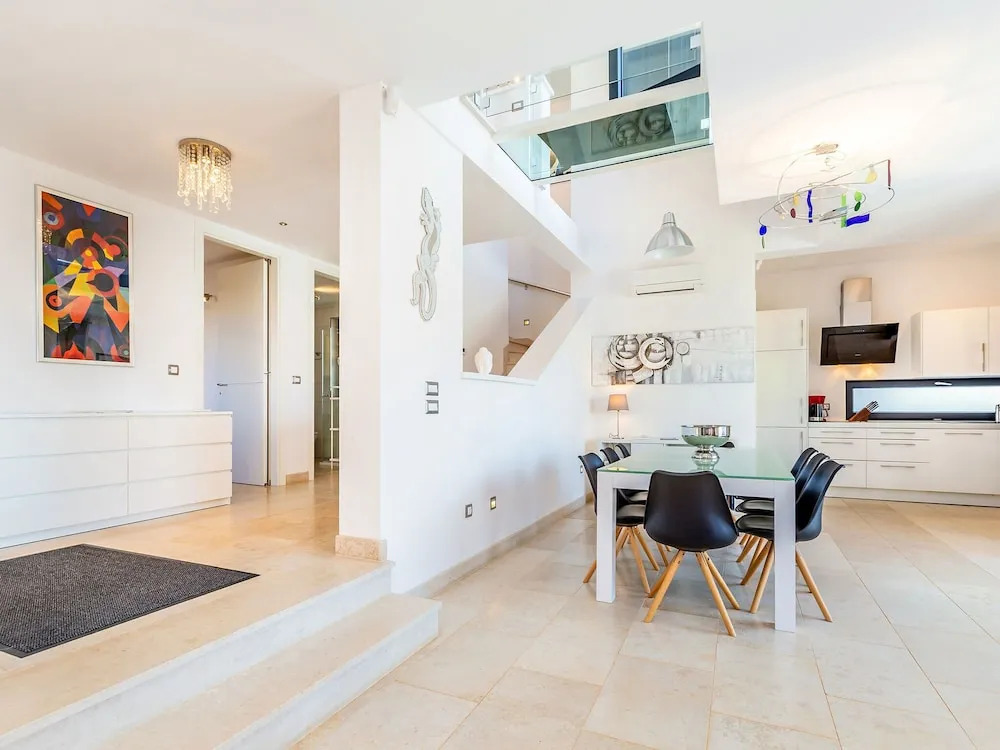 Wonderful Villa in Labinci - Kastelir with Swimming Pool