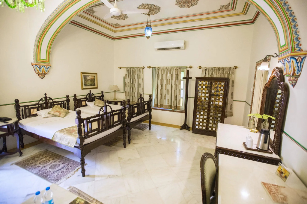 Alsisar Haveli - Heritage Hotel