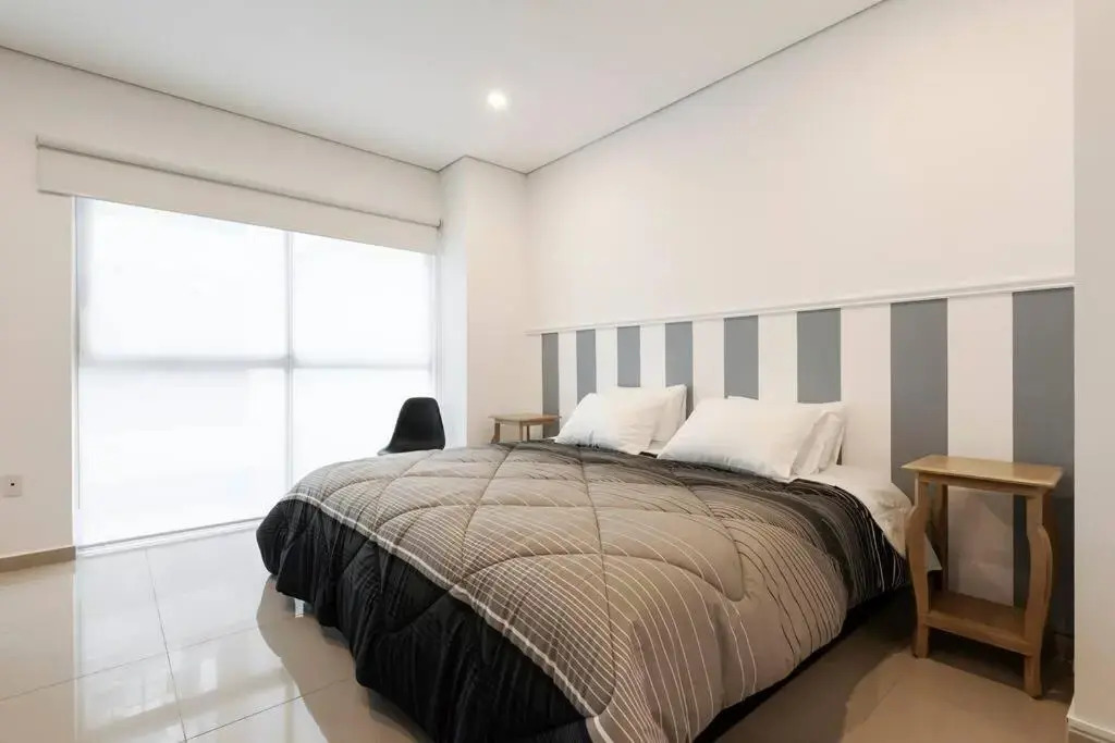 Beautiful loft. King size bed. 150 Mbps internet.