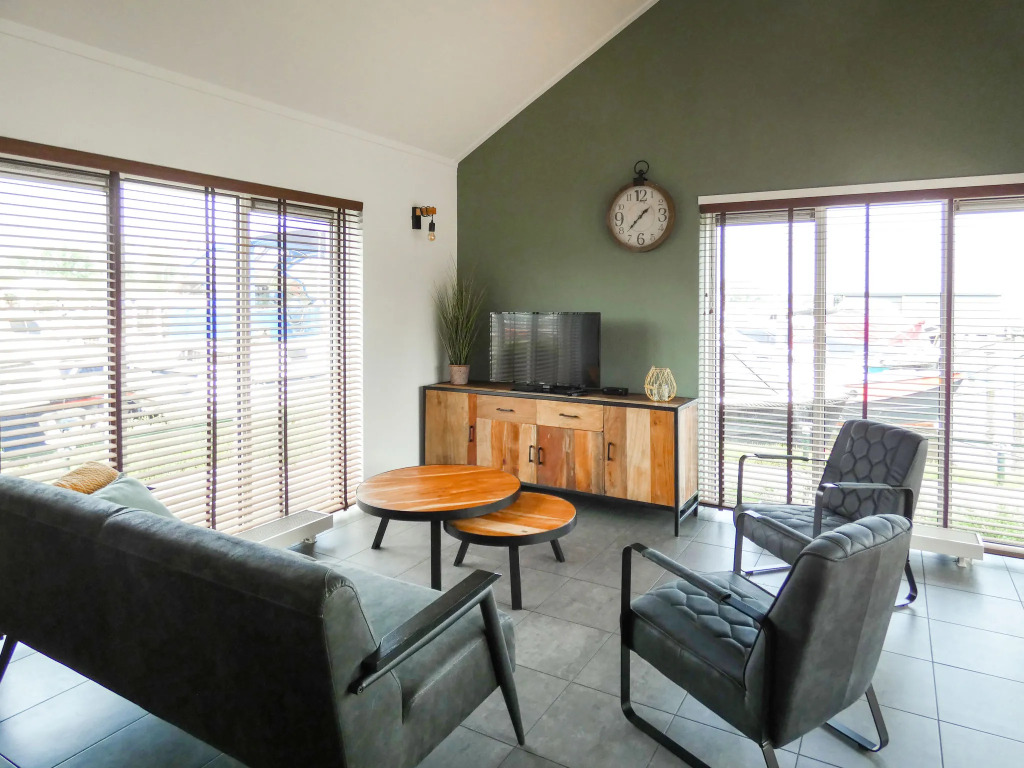 Holiday Home De Meerparel-1 by Interhome