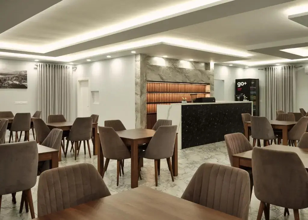 Montflux Hotel