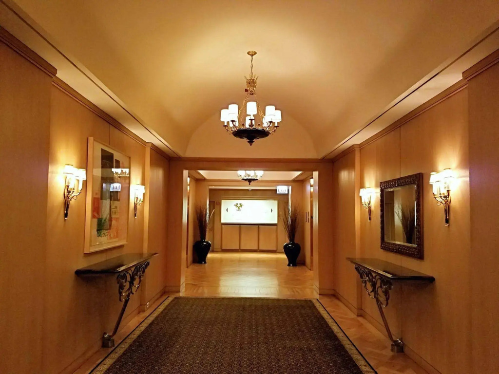 The Buckingham Hotel