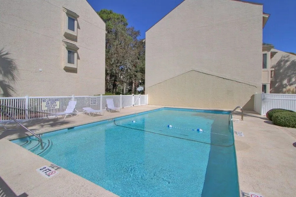 6 Beach Arbor