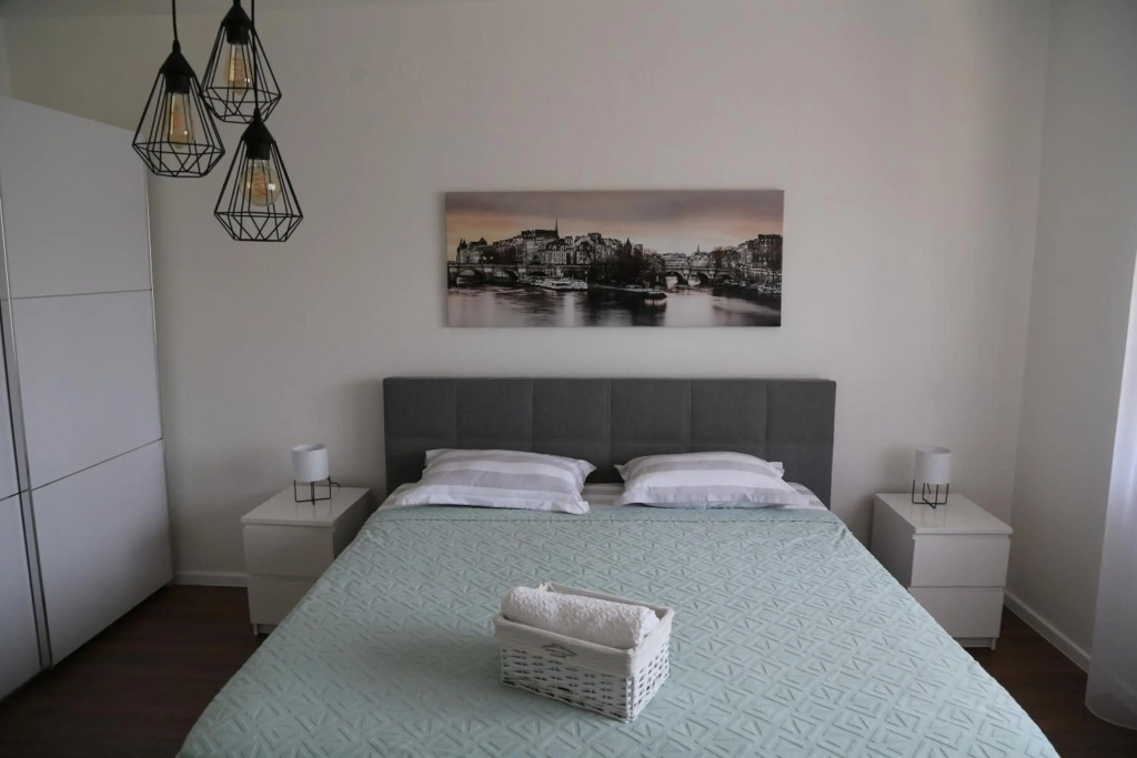 Garden House Apartment