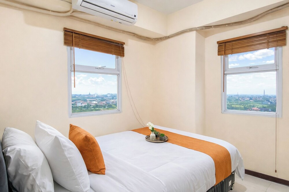 Cozy With Contemporary 2Br Space At Apartment Bogor Valley