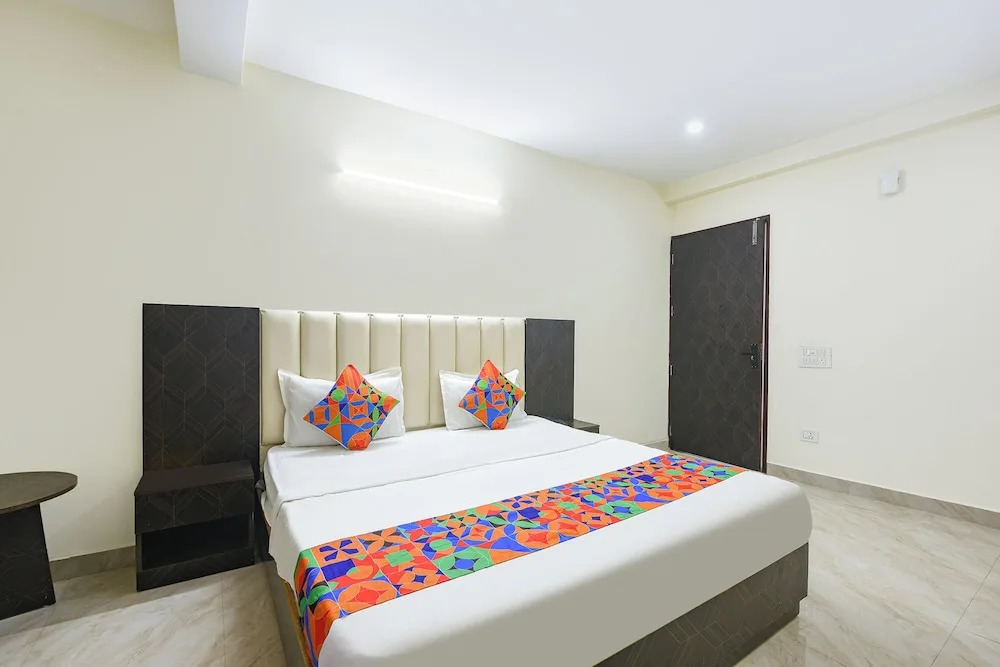 Fabhotel The Grace I