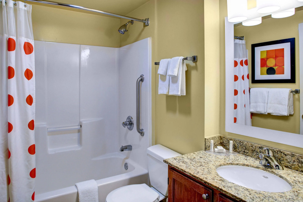 MainStay Suites Middleburg Heights Cleveland Airport
