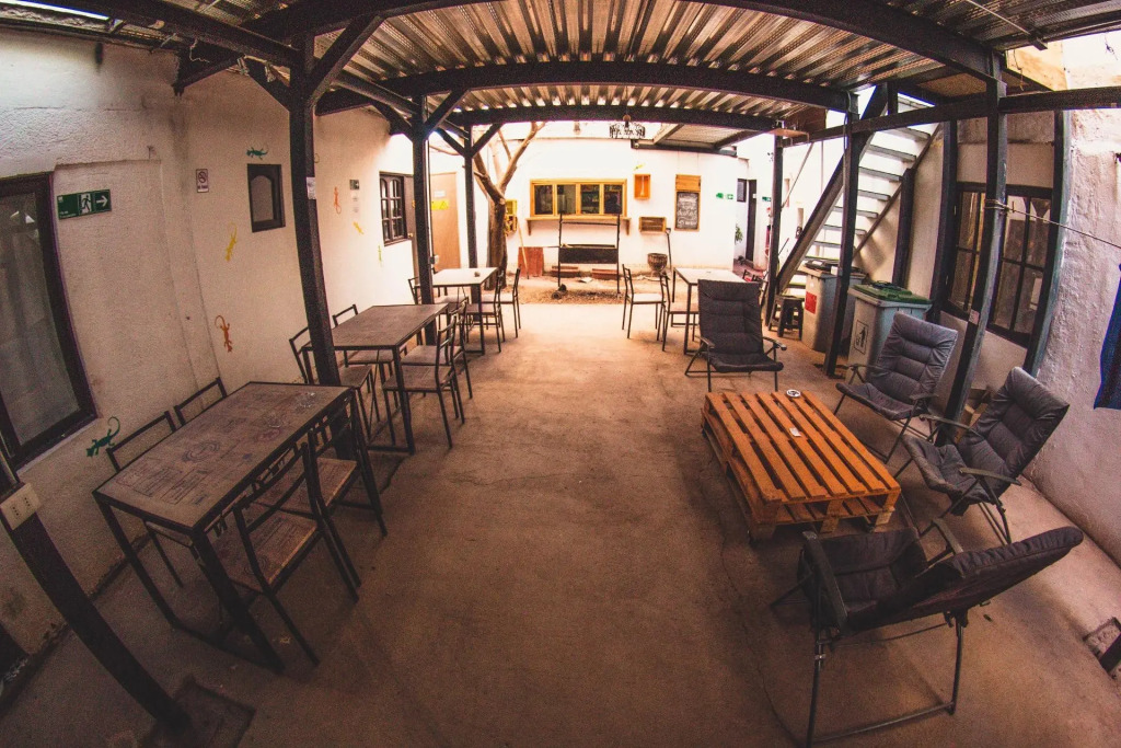 Rey Lagarto Hostel