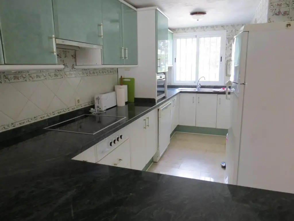 Benavista Estepona - 2 Bed Town House with Pool