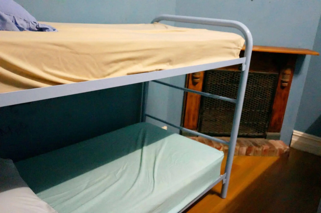Sundancer Backpackers Hostel