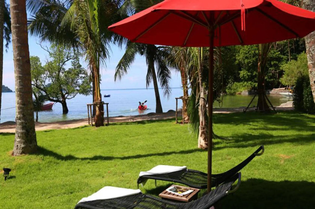 Peninsula Beach Resort