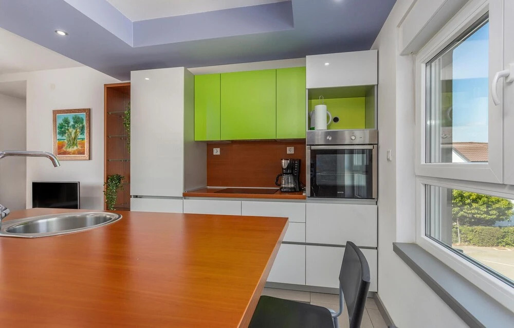 Amazing Apartment in Njivice With Wifi and 3 Bedrooms