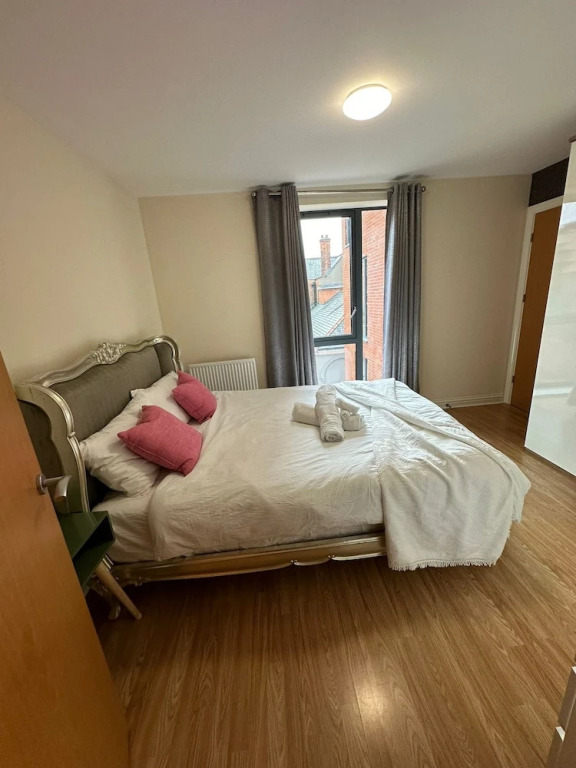 Tony's Court, Beautifully Furnished 2bedrooms Flat