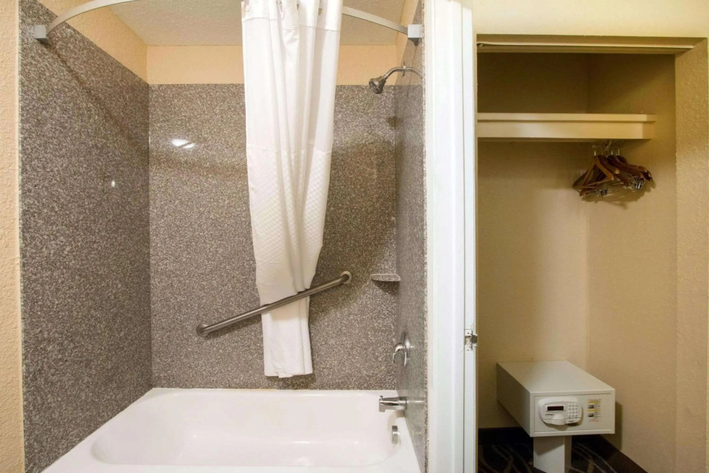 Radisson Hotel Nashville Airport