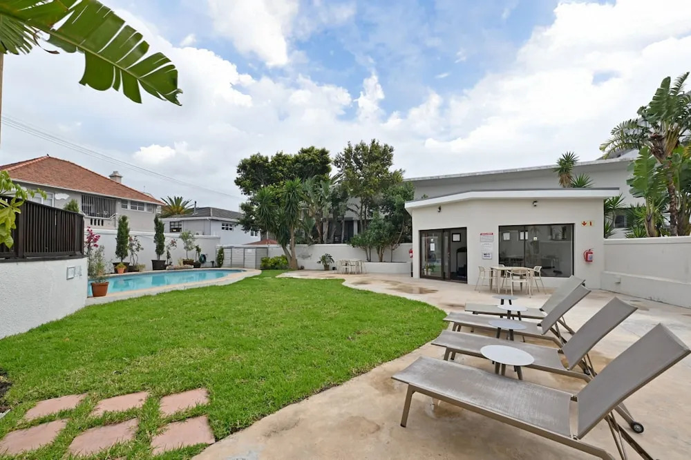 Planet Africa Studio Pool Gym BBQ