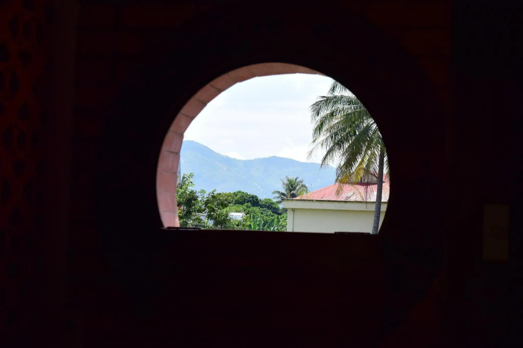 Hnam Chang Ngeh Hospitality training center, guest house, restaurant & bar