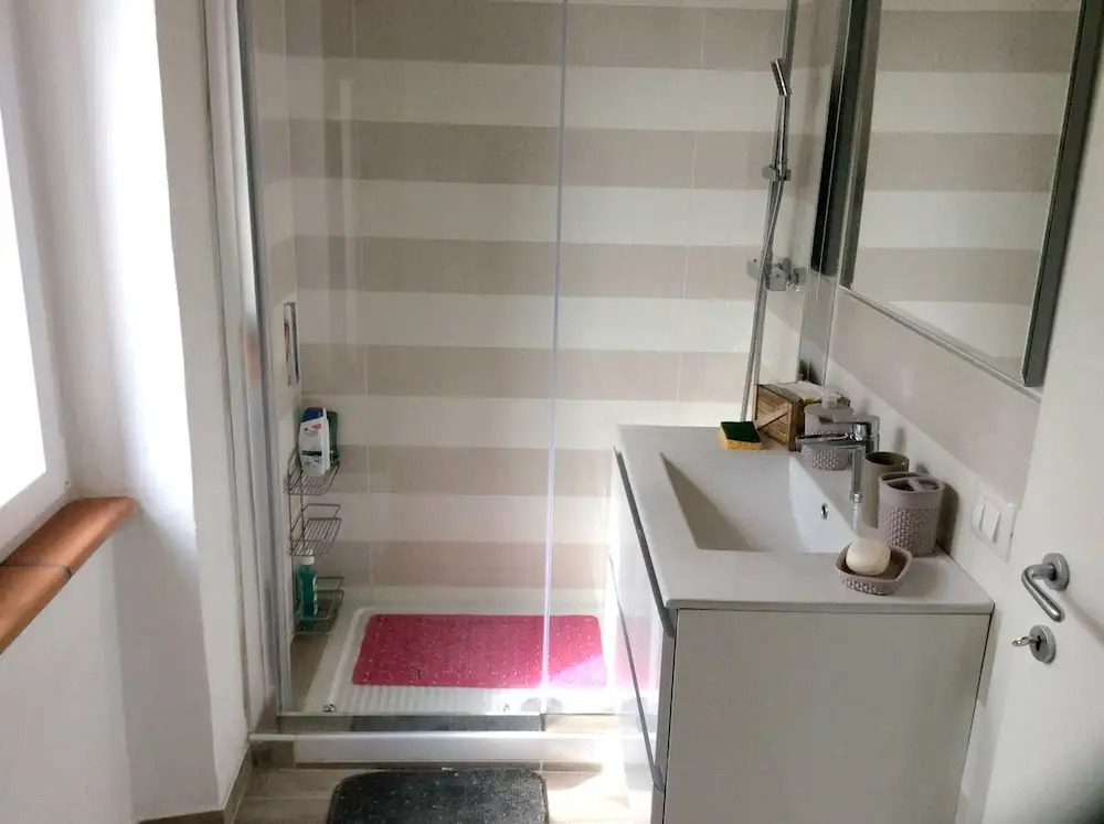 House With 2 Bedrooms in Sassofortino, With Enclosed Garden Near the Beach