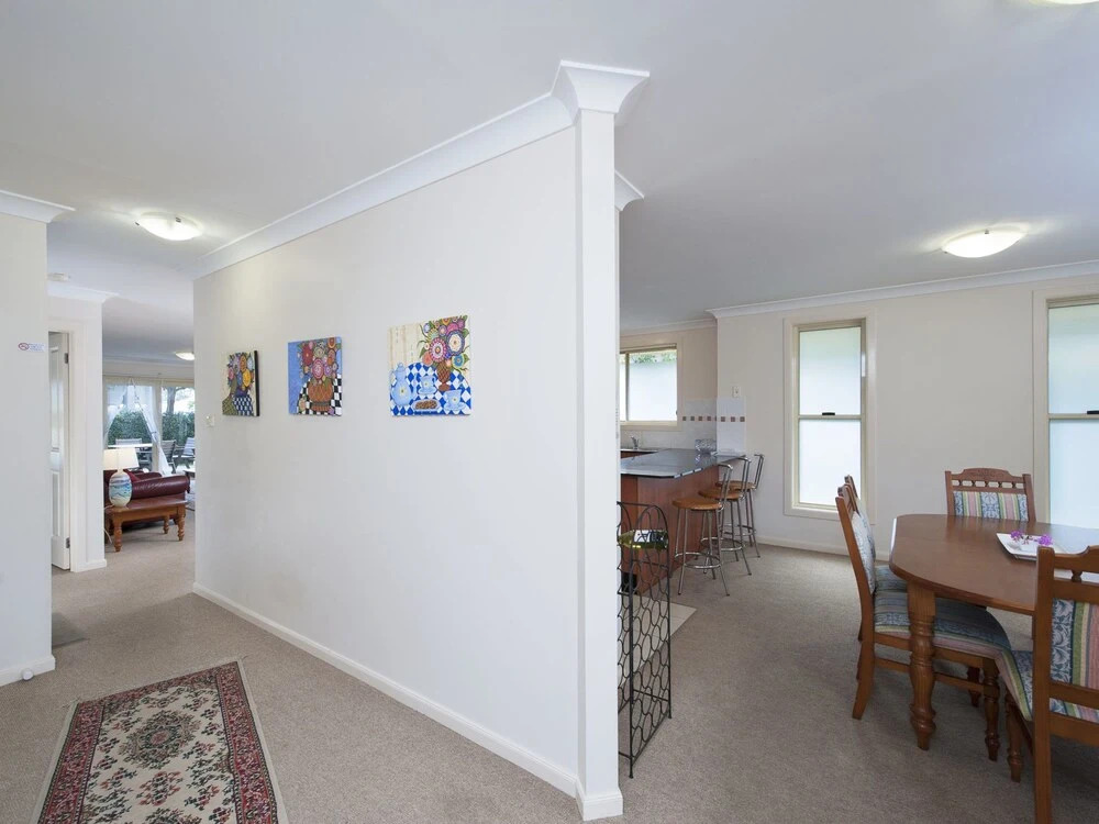 Lagoons Estate, 6 Dowling Street