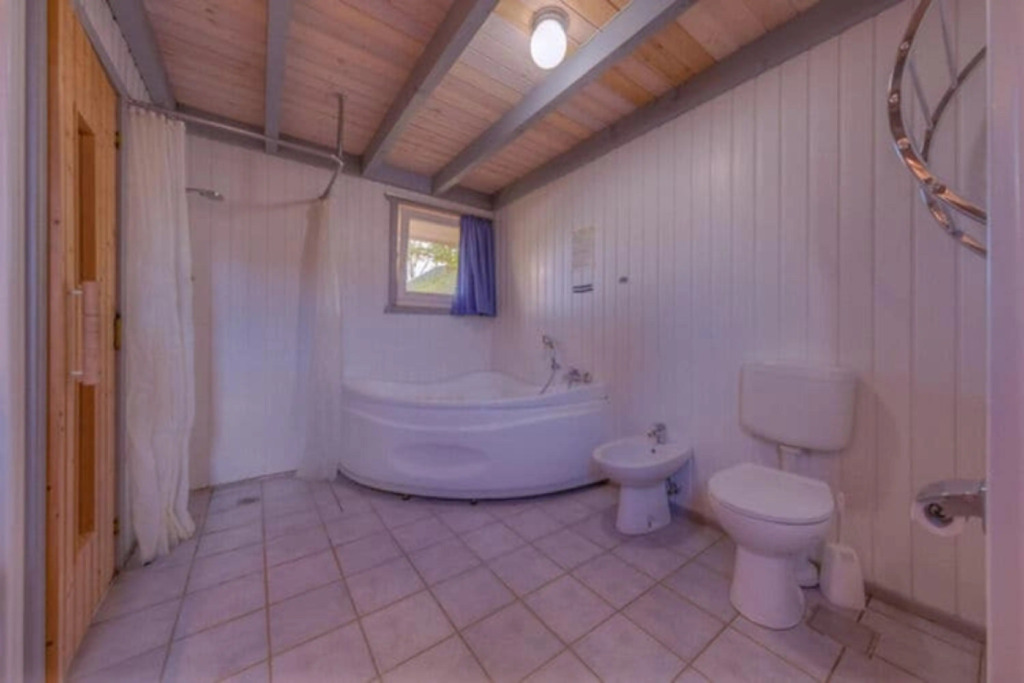 Cottage in Granzow at 500 m From the Lake