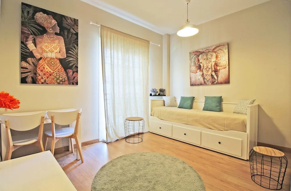 Del Parque Flats - Refino