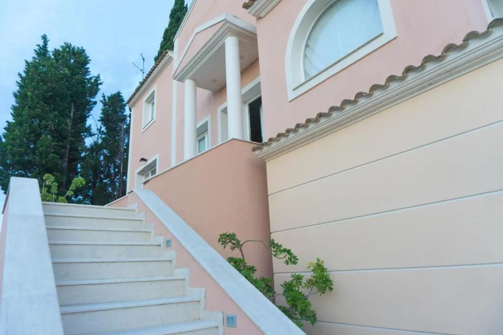 Sunshine Home 3 with Sea View