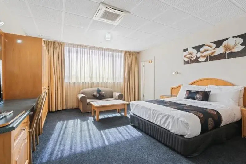 Adelaide International
