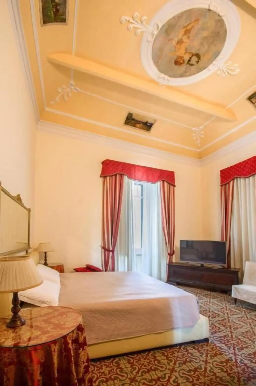 Etnea suite 668