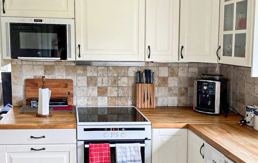 Nice Home in Farsund With 3 Bedrooms and Internet