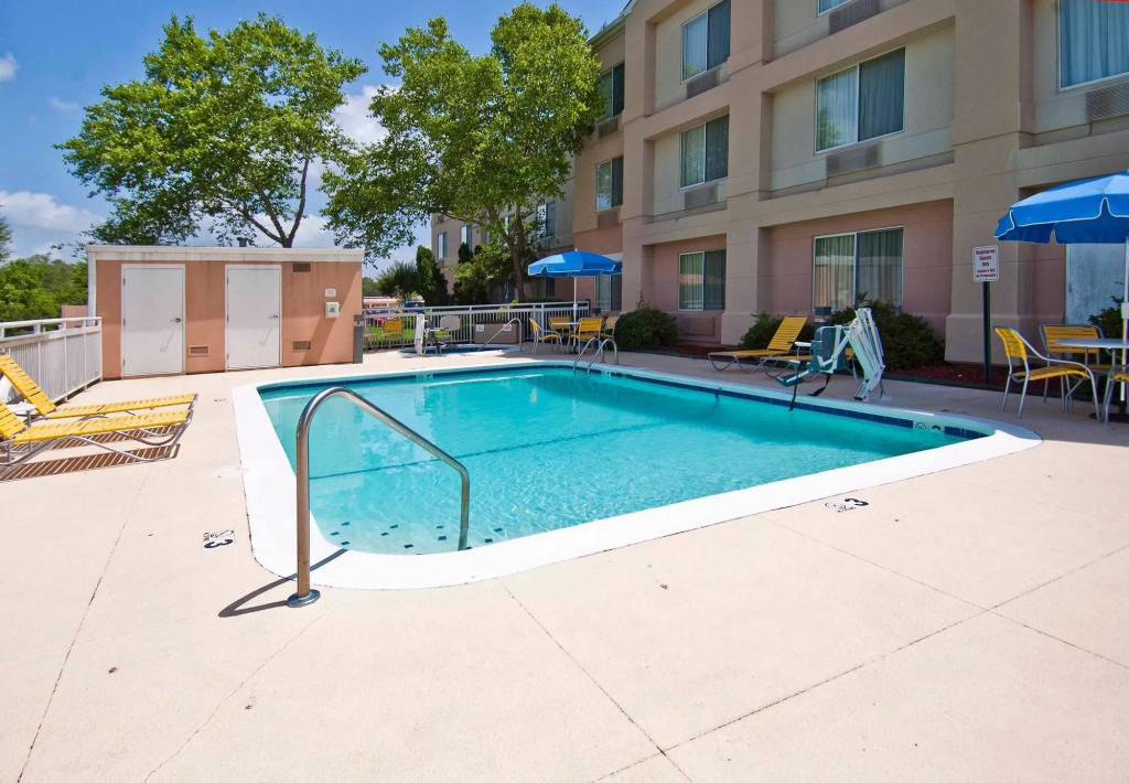 Fairfield Inn & Suites Jackson Airport